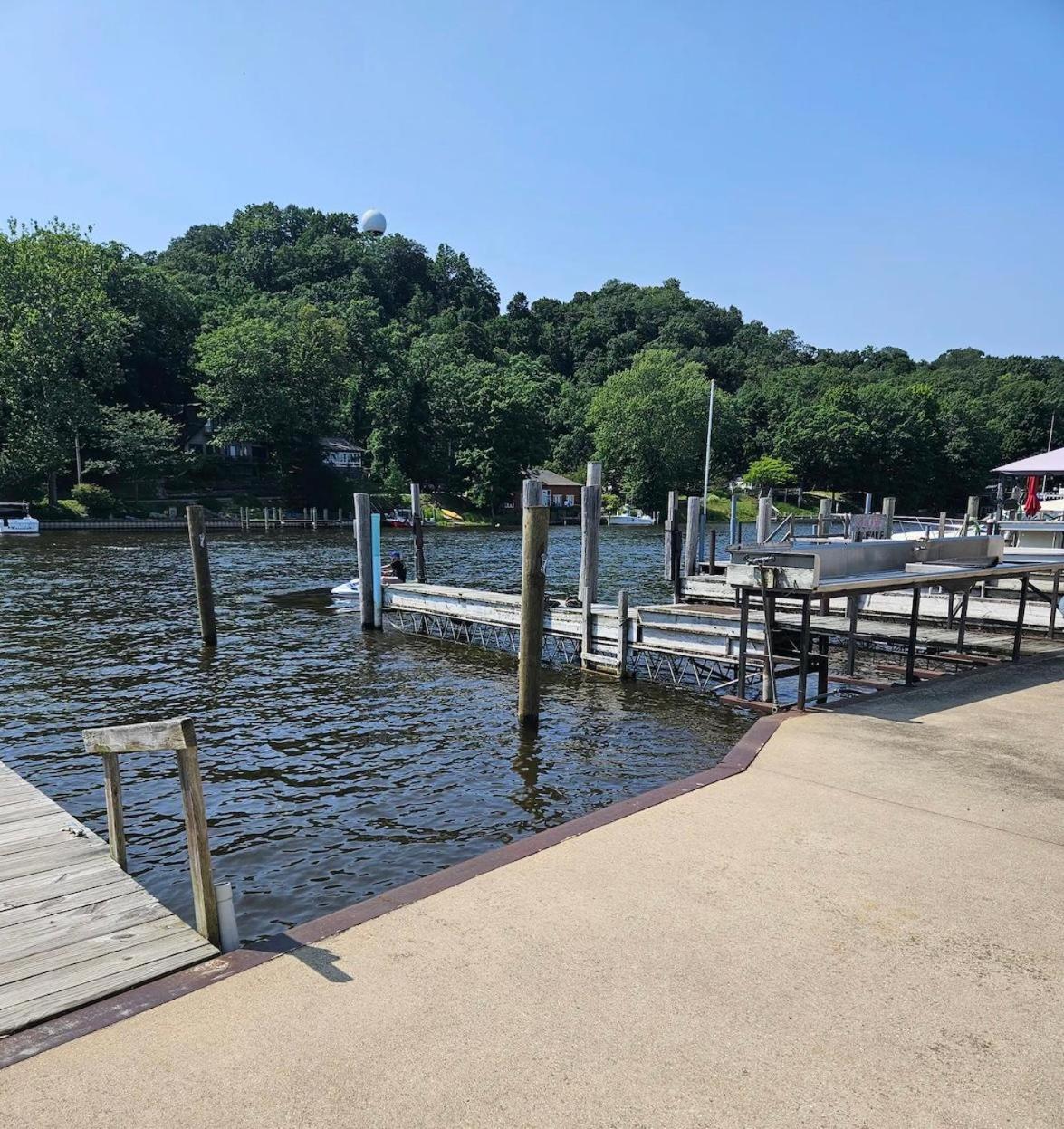 Riverside Suites - Unit A Saugatuck Esterno foto